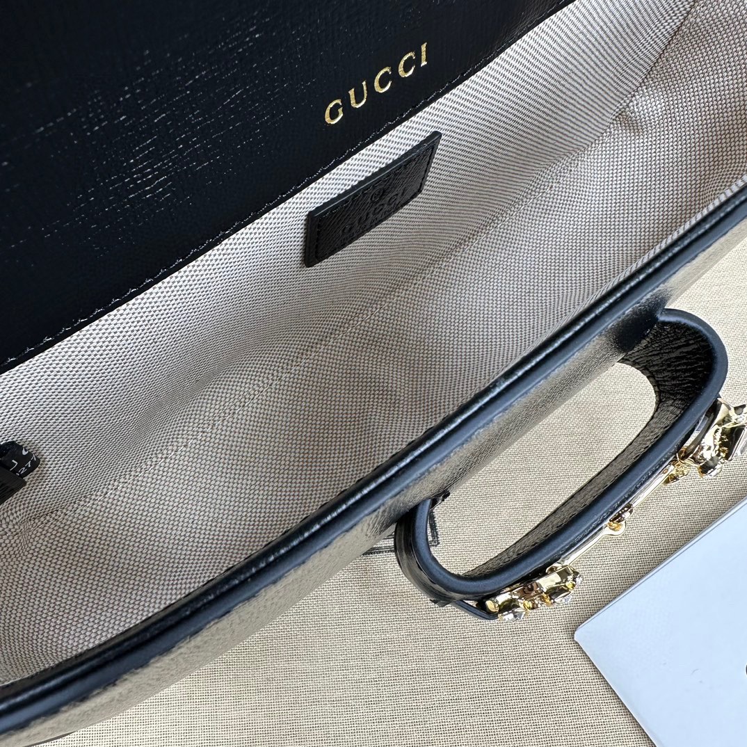 Gucci Satchel Bags